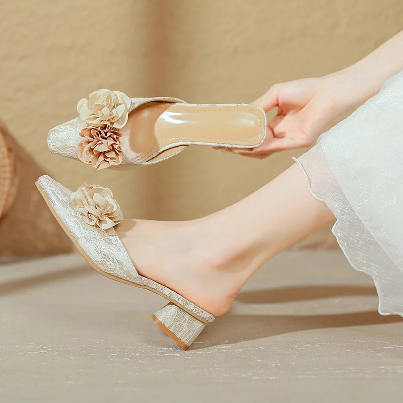 2026 Slippers Women Summer Fashion Chinese Half-slippers Rose Bag
2026 Slippers Women Summer Fashion Chinese Half-slippers Rose Bag