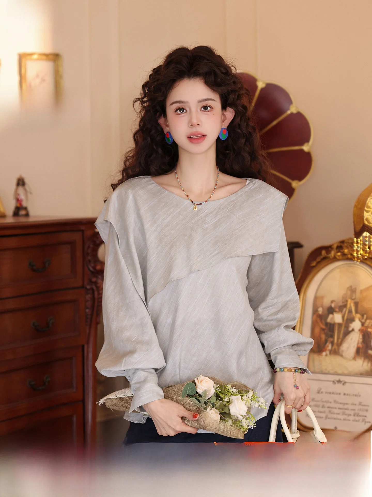 Chen Jiajie Elegant Vintage Style Women's Shirt Wrap Neck Design Slimming Long Sleeve Casual Fashionable All-Match Shoulder S...
Chen Jiajie Elegant Vintage Style Women's Shirt Wrap Neck Design Slimming Long Sleeve Casual Fashionable All-Match Shoulder S...
