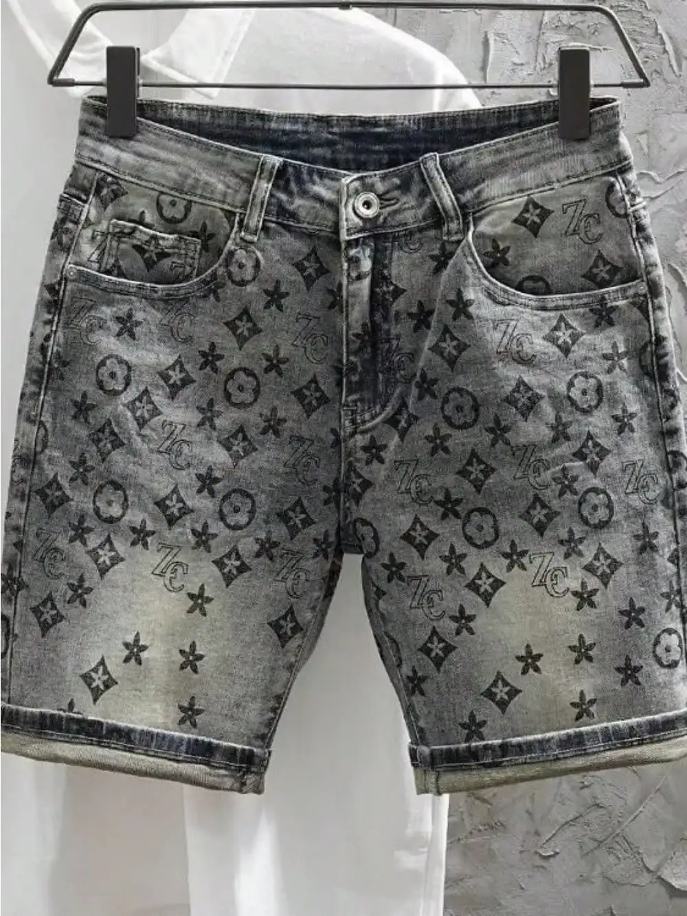 Men's 2026 Summer Elastic Denim Shorts Thin Personality Print Slim Straight Versatile Five-Point Pants
Men's 2026 Summer Elastic Denim Shorts Thin Personality Print Slim Straight Versatile Five-Point Pants