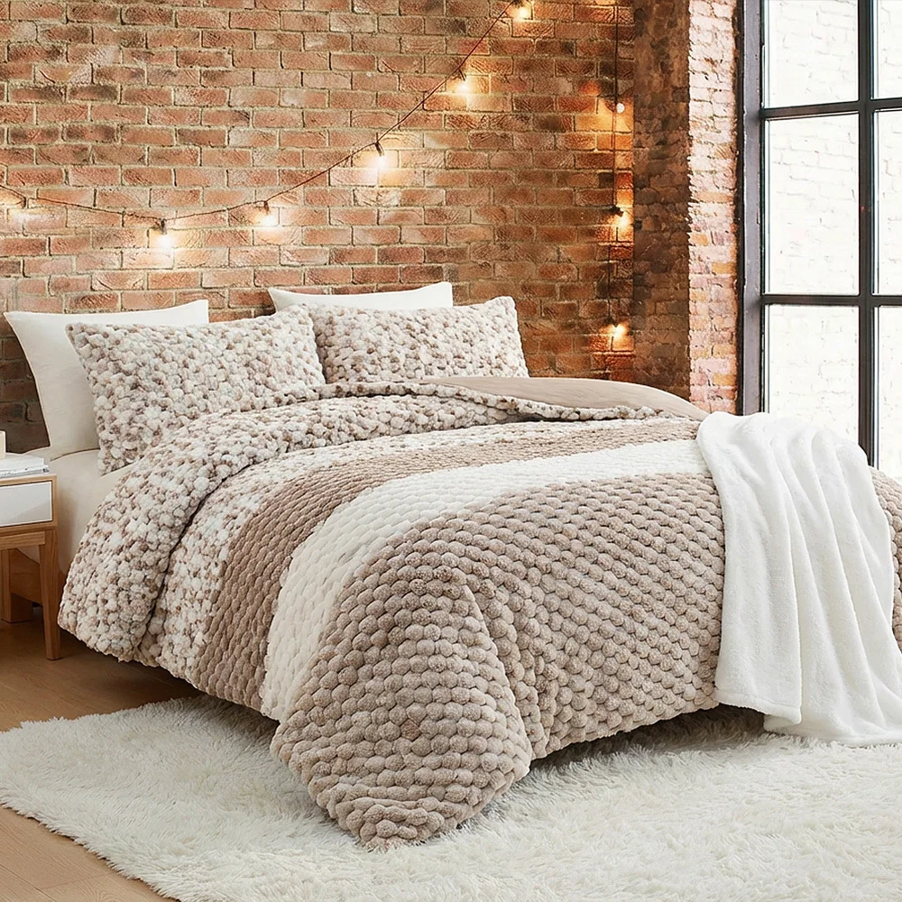 3pc Luxury Faux Rabbit Fur Comforter Set, Tortoise-shell Sculpted Pattern Bedding, Ultra Soft Crystal Velvet Reverse, All-Season
3pc Luxury Faux Rabbit Fur Comforter Set, Tortoise-shell Sculpted Pattern Bedding, Ultra Soft Crystal Velvet Reverse, All-Season