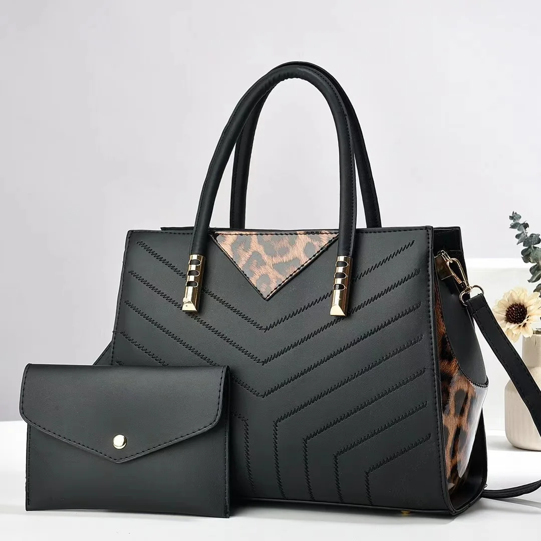 Women's Tote with Clutch Handbag Stripes Top-Handle Bag Large Capacity Female Shoulder Bags PU Leather Messenger Crossbody Bag
Women's Tote with Clutch Handbag Stripes Top-Handle Bag Large Capacity Female Shoulder Bags PU Leather Messenger Crossbody Bag