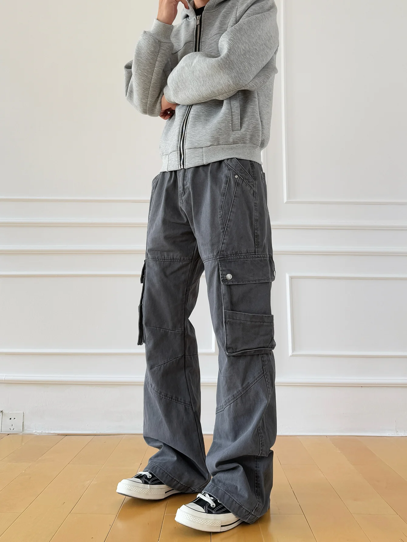 Geometric Deconstruction Workwear Pants High Rise Bell Bottoms Retro American Style Men's Women's Work Trousers
Geometric Deconstruction Workwear Pants High Rise Bell Bottoms Retro American Style Men's Women's Work Trousers