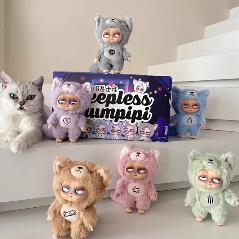 100% натуральная слепая коробка без сну Grumpipi Series, милые виниловые куклы, аниме, экшн-фигурка, загадочная коробка, сумка, подвеска, декор, игрушки, подарки
100% натуральная слепая коробка без сну Grumpipi Series, милые виниловые куклы, аниме, экшн-фигурка, загадочная коробка, сумка, подвеска, декор, игрушки, подарки