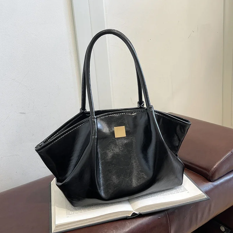 Large Pu Leather Tote Bags Lady Shoulder Bag for Women 2025 Spring New Korean Fashion Y2K Commuter Handbag and Purses Sac A Main
Large Pu Leather Tote Bags Lady Shoulder Bag for Women 2025 Spring New Korean Fashion Y2K Commuter Handbag and Purses Sac A Main