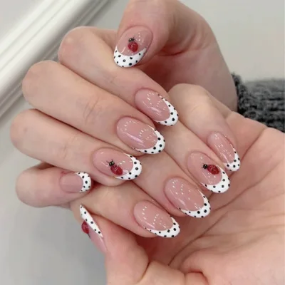 Medium Oval Nude Press On Nails White French Tip Black Polka Dot 3D Ladybug Glossy Cute Spring Fake Nails For Women
Medium Oval Nude Press On Nails White French Tip Black Polka Dot 3D Ladybug Glossy Cute Spring Fake Nails For Women