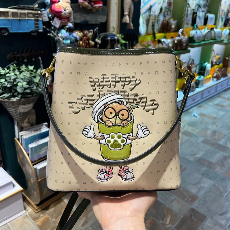 CREAM BEAR Fashionable Bucket Bag for Women Trend 2024 Summer New Cartoon Lovely Leisure One Shoulder Bags Female Crossbody Bag
CREAM BEAR Fashionable Bucket Bag for Women Trend 2024 Summer New Cartoon Lovely Leisure One Shoulder Bags Female Crossbody Bag
