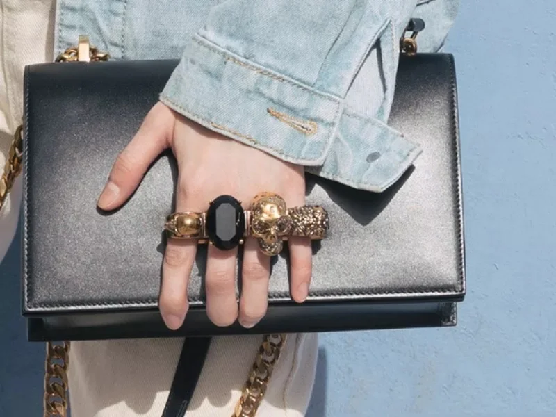 Ele Crystal Embellied Small Square Bag Luxury Leather Single oulder Crossbody Handbag for Women Sli Summer Trend 
Ele Crystal Embellied Small Square Bag Luxury Leather Single oulder Crossbody Handbag for Women Sli Summer Trend