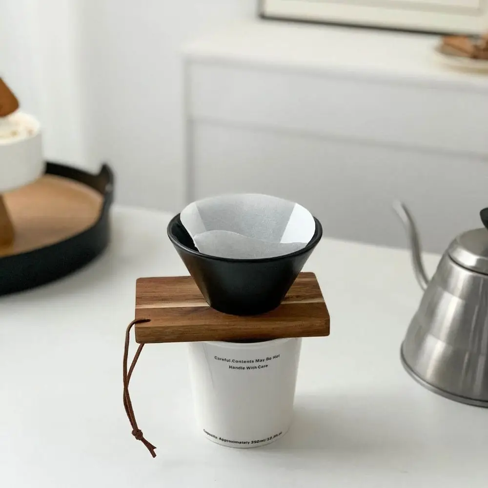 Reusable Coffee Filter with Base Porcelain Dripper Coffee Dripper Cone Convenient Eco-Friendly Drip Coffee Funnel
Reusable Coffee Filter with Base Porcelain Dripper Coffee Dripper Cone Convenient Eco-Friendly Drip Coffee Funnel