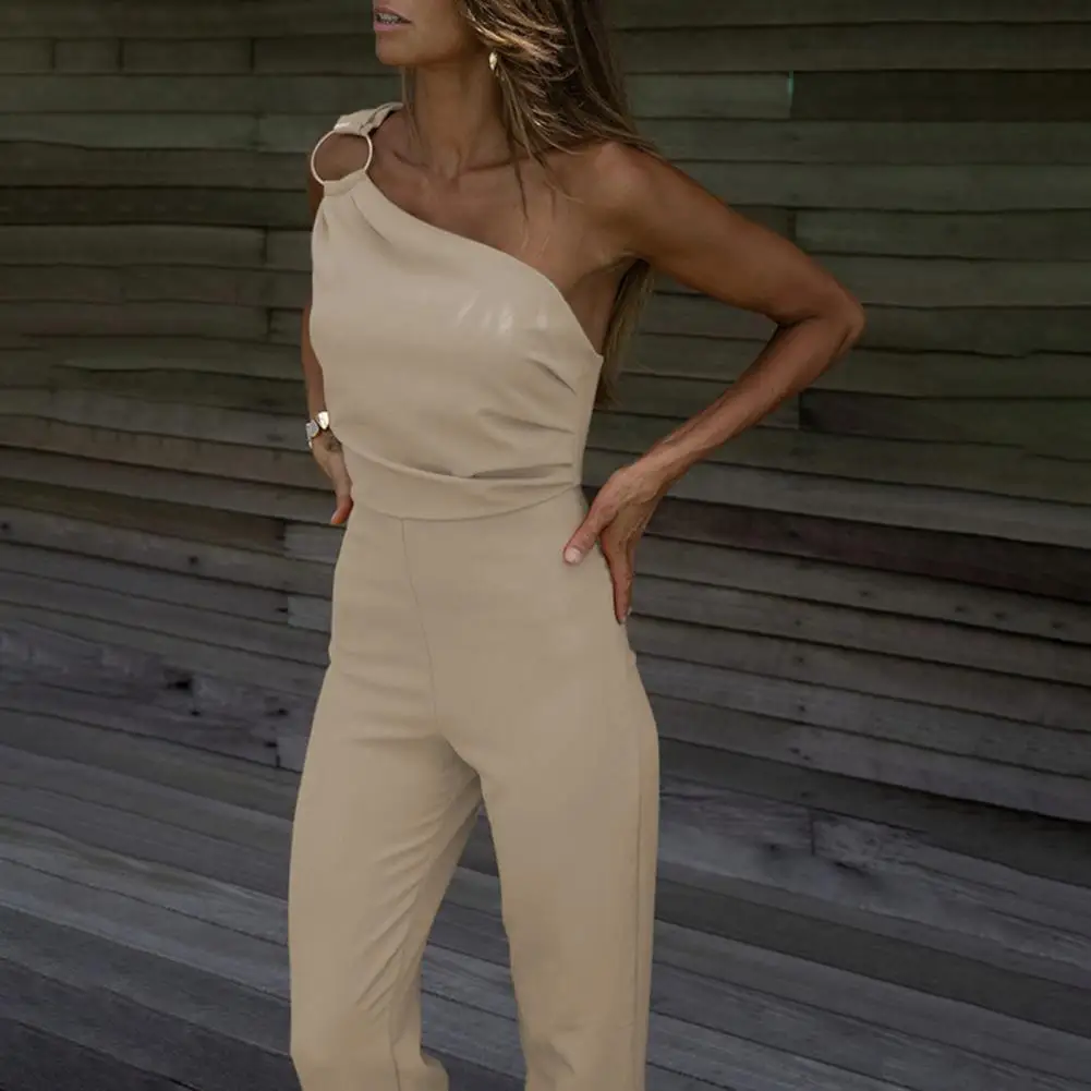 Banquet Romper One Shoulder Sexy Breathable Firm Stitching Solid Color Big Hoop Decor Slim Fit Sleeveless Summer Prom Jumpsuit
Banquet Romper One Shoulder Sexy Breathable Firm Stitching Solid Color Big Hoop Decor Slim Fit Sleeveless Summer Prom Jumpsuit