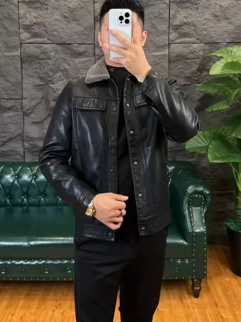 Мужская кожаная куртка Slim Fit из искусственной кожи, модная, стильная, индивидуальная, весна-осень-зима, новинка, корейская версия
Мужская кожаная куртка Slim Fit из искусственной кожи, модная, стильная, индивидуальная, весна-осень-зима, новинка, корейская версия