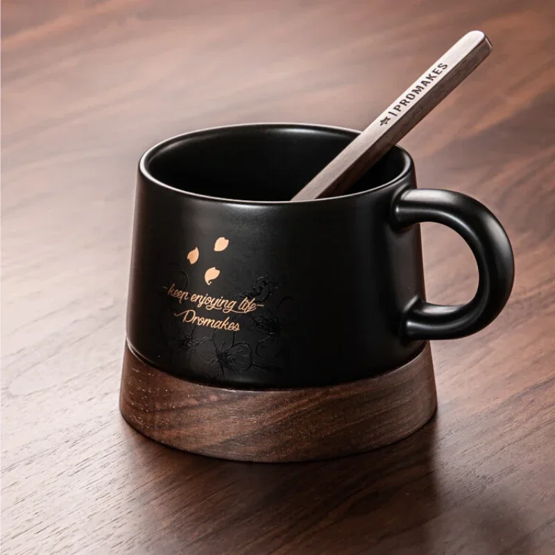 Gold Plated Fuji Cherry Blossom ceramic mug frosted black light luxury coffee cup Tanabata Festival gift
Gold Plated Fuji Cherry Blossom ceramic mug frosted black light luxury coffee cup Tanabata Festival gift