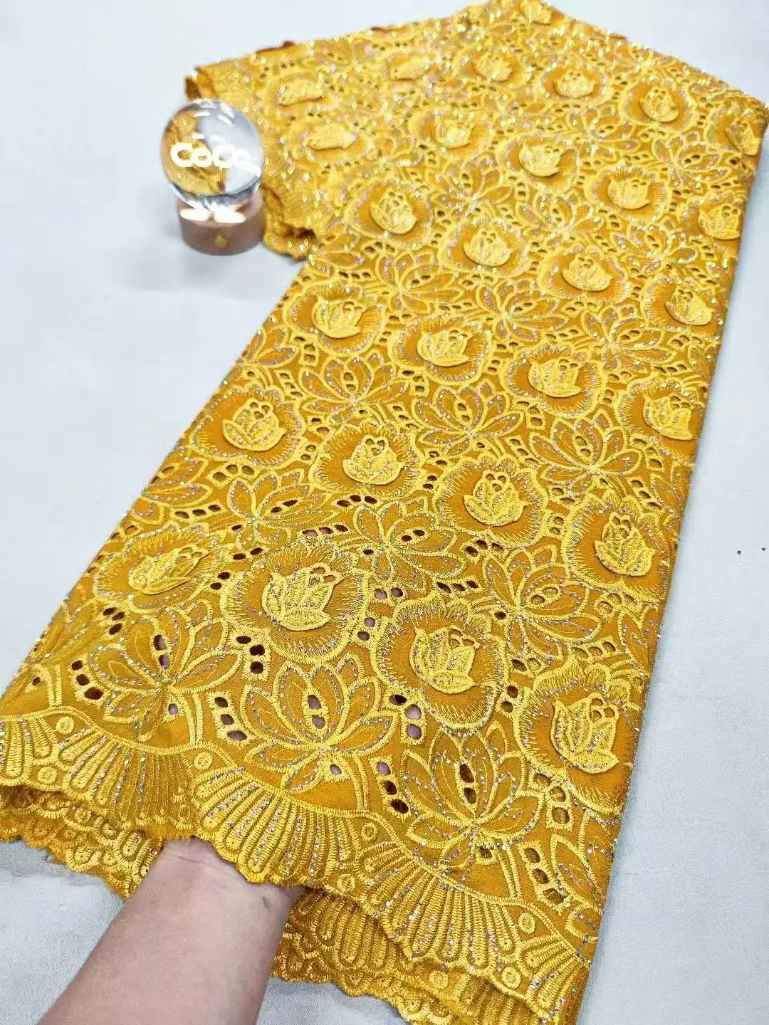 African Guipure Lace Embroidered Dubai New 2025 Latest African Lace Fabric High Quality Green Lace Fabric For Woman Sewing Dress
African Guipure Lace Embroidered Dubai New 2025 Latest African Lace Fabric High Quality Green Lace Fabric For Woman Sewing Dress