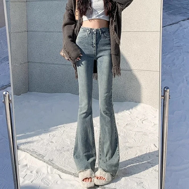 2026Woman High Waist Vintage Flare Jeans Female Gothic Elastic Bell Bottom Pants Lady Streetwear Blue Black Grey Denim Trousers
2026Woman High Waist Vintage Flare Jeans Female Gothic Elastic Bell Bottom Pants Lady Streetwear Blue Black Grey Denim Trousers
