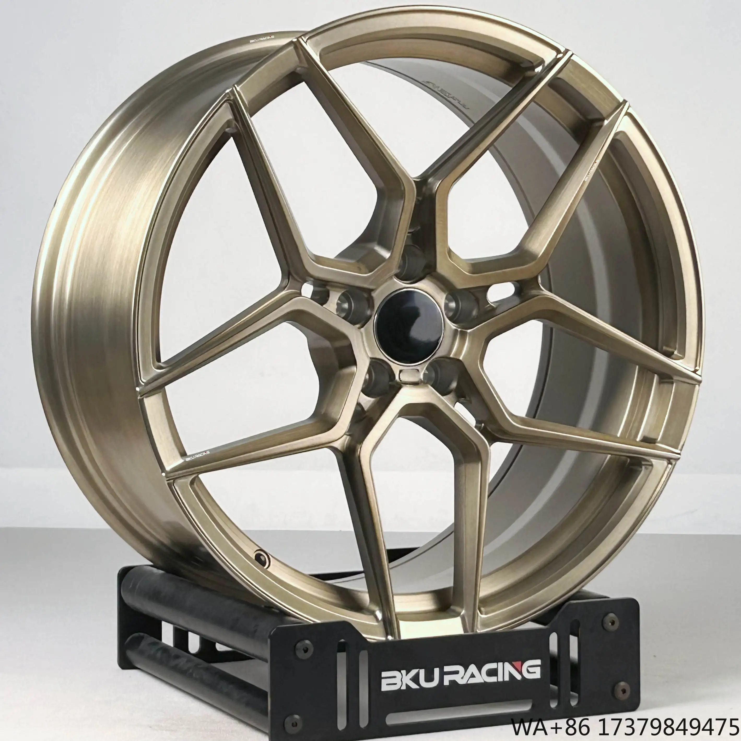 5x112 Wheels for bmw G87 M2 G80 M3 G82 M4 F90 M5 G29 M8 G30 G20 M340I 18 19 20 Inch Rims Bronze Brushed Forged Alloy Wheels
5x112 Wheels for bmw G87 M2 G80 M3 G82 M4 F90 M5 G29 M8 G30 G20 M340I 18 19 20 Inch Rims Bronze Brushed Forged Alloy Wheels