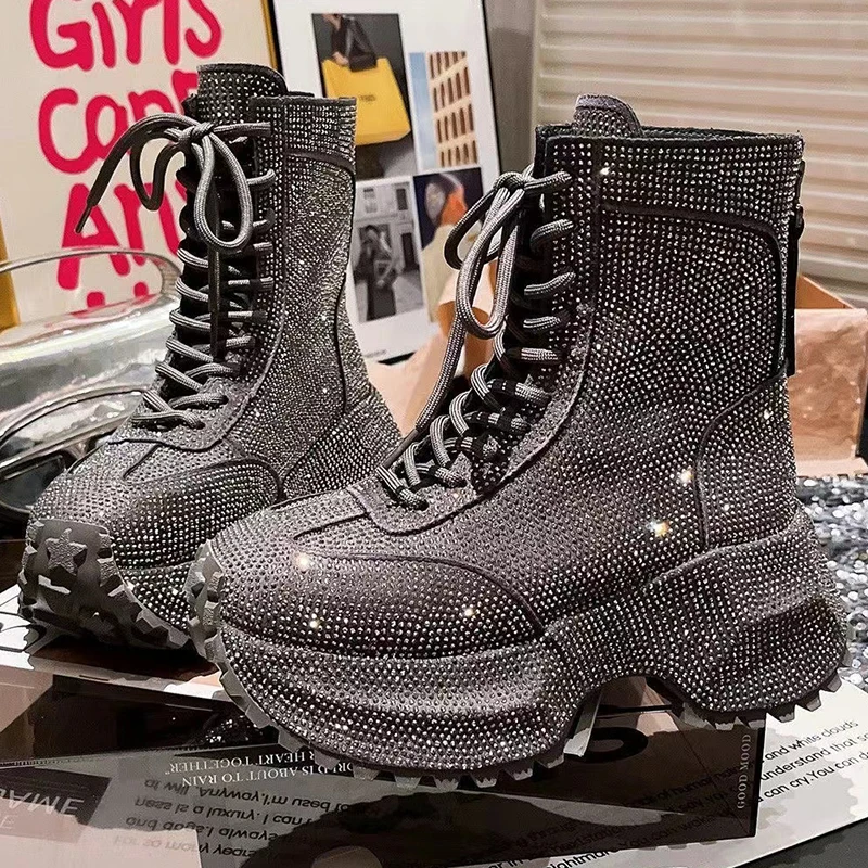 Original Brand Luxury Rhinestone Women's Boots Autumn High Top Blingbling Platform Sneakers Fashion Motorcycle Boots Dad Shoes
Original Brand Luxury Rhinestone Women's Boots Autumn High Top Blingbling Platform Sneakers Fashion Motorcycle Boots Dad Shoes