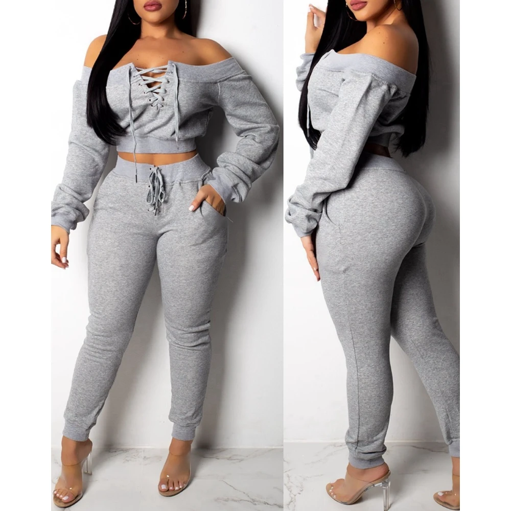 Women's Off Shoulder Long Sleeve Sweatshirt Top and Drawstring Cuffed Pants Set, Casual Sporty Outfits, Lace Up, 2 Pcs
Women's Off Shoulder Long Sleeve Sweatshirt Top and Drawstring Cuffed Pants Set, Casual Sporty Outfits, Lace Up, 2 Pcs