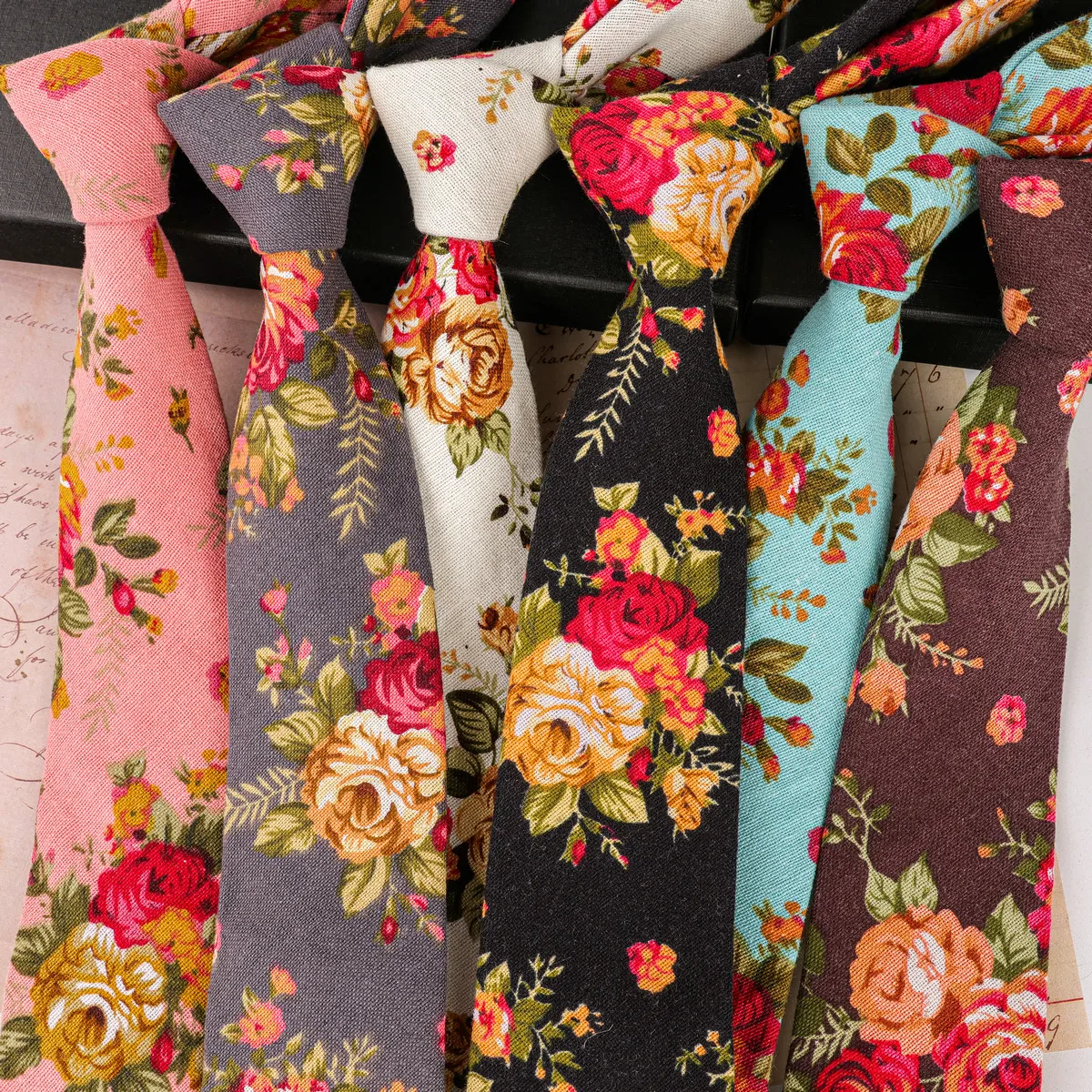 7cm Men Retro Ties Cotton Neckties For Men Women Formal Floral Print Neck Tie For Wedding Party Groom Tie Corbatas Hombre Cravat
7cm Men Retro Ties Cotton Neckties For Men Women Formal Floral Print Neck Tie For Wedding Party Groom Tie Corbatas Hombre Cravat