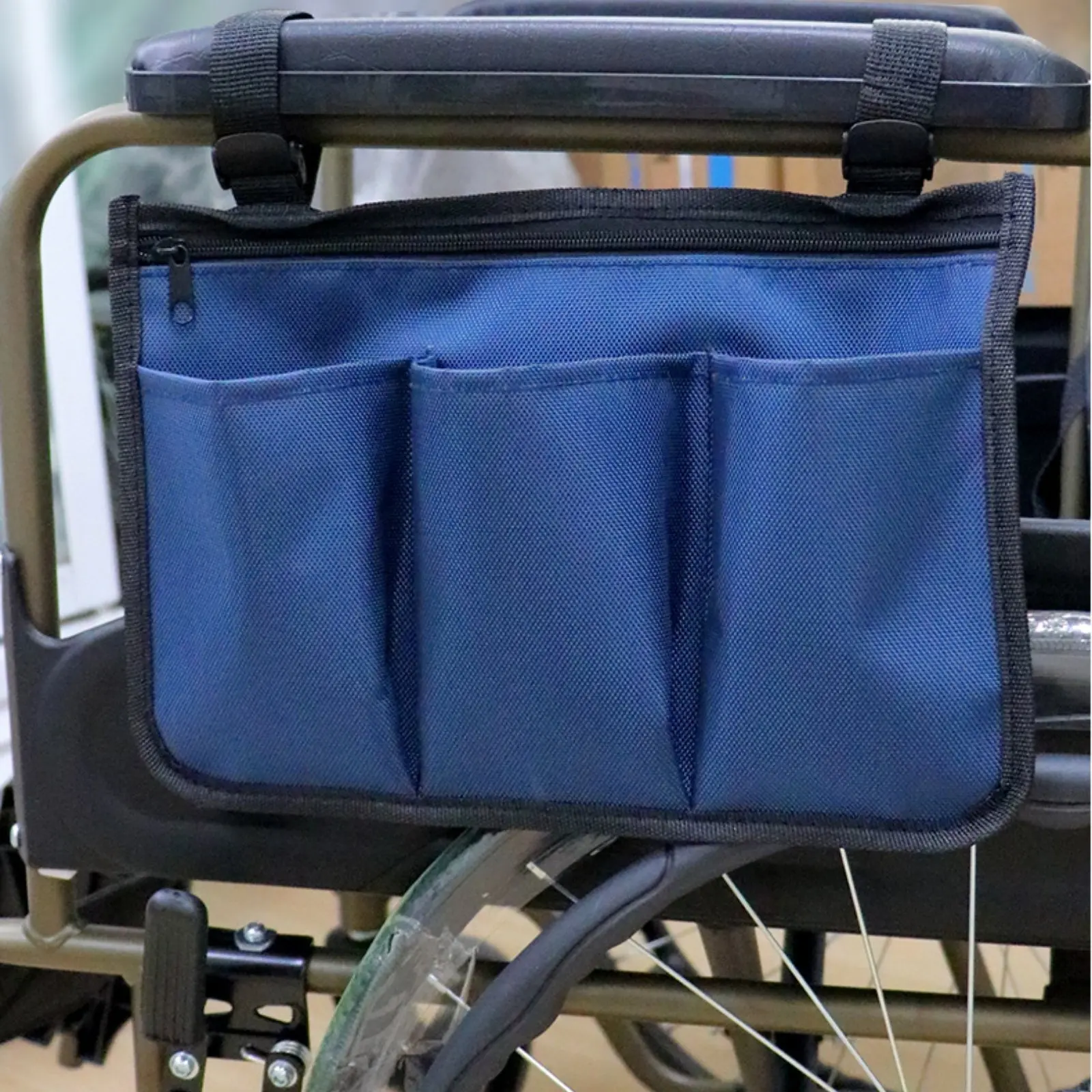 Hanging Bag Universal Fit Backrest Bag Armrest Storage Pouch Wear-Resistant Mobility Aid Accessory Long-Lasting
Hanging Bag Universal Fit Backrest Bag Armrest Storage Pouch Wear-Resistant Mobility Aid Accessory Long-Lasting