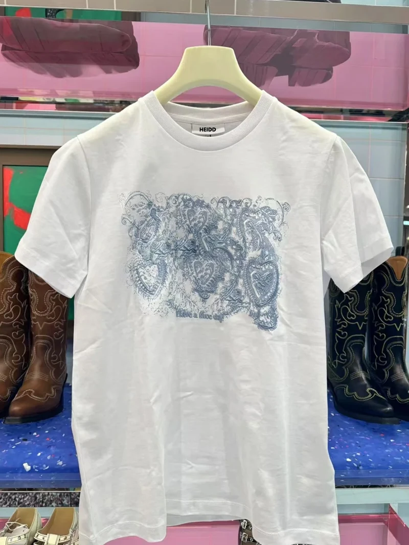 HEIDD GAN2025 Весна Лето Тяжелая работа 3D Вышивка круглая футболка Ne ort Sve Хлопковая корейская повседневная удобная футболка
HEIDD GAN2025 Весна Лето Тяжелая работа 3D Вышивка круглая футболка Ne ort Sve Хлопковая корейская повседневная удобная футболка