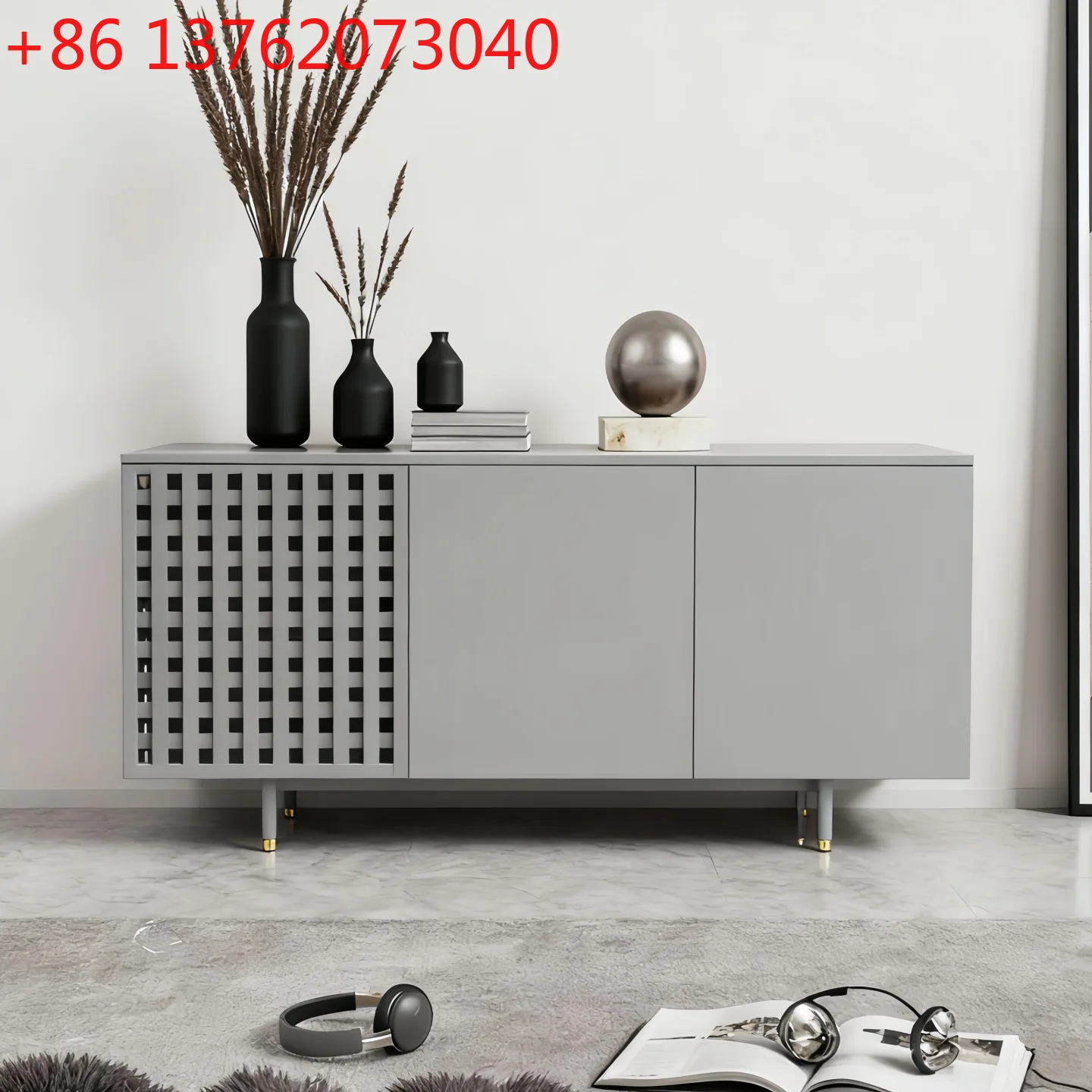 Итальянский минималистичный дизайнерский боковой шкаф с краской из черного ореха, креативный многофункциональный
Итальянский минималистичный дизайнерский боковой шкаф с краской из черного ореха, креативный многофункциональный