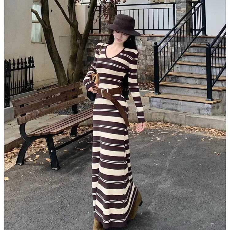 Осень-зима для похудения V-Ne вязаная накидка вокруг длинного платья с высокой талией эластичная ткань однотонная H-образная форма Dr
Осень-зима для похудения V-Ne вязаная накидка вокруг длинного платья с высокой талией эластичная ткань однотонная H-образная форма Dr