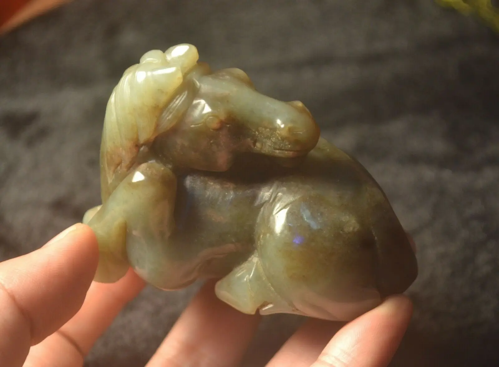Королевская китайская винтажная статуя тотема Hetian Jade HORSE с резьбой 8,5 см Timestown 20201128 A
Королевская китайская винтажная статуя тотема Hetian Jade HORSE с резьбой 8,5 см Timestown 20201128 A