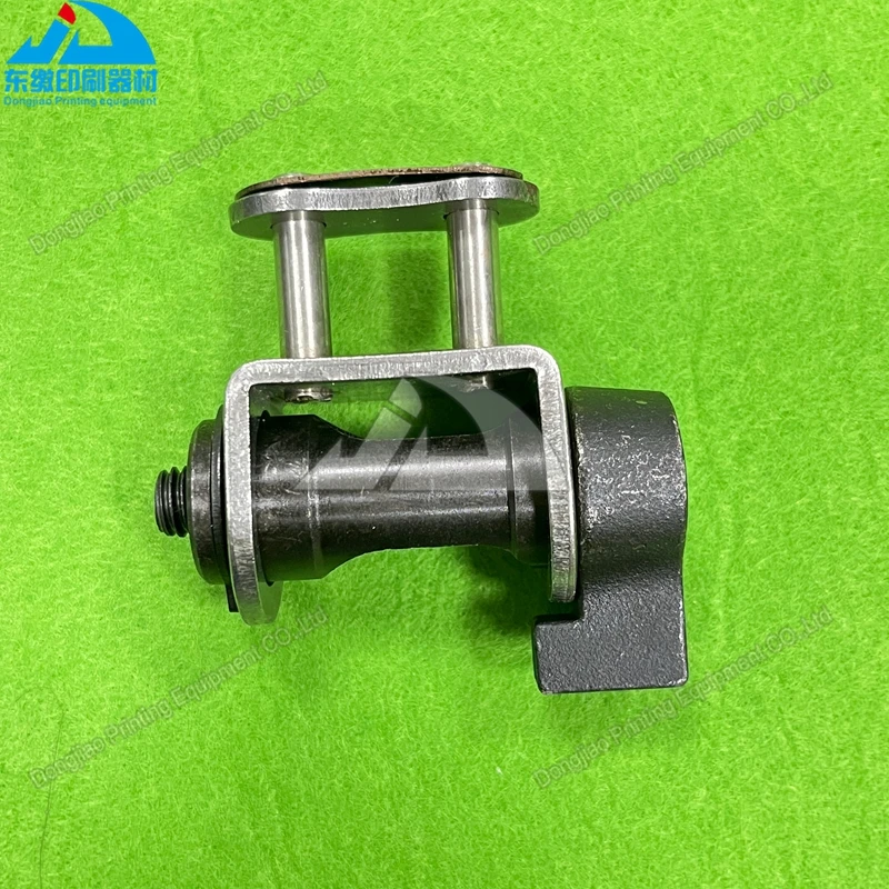 Top Quality 1 Set 0210.0630.3 Chain Connector Pull Rod Base for Muller Martini Machine Printer Chain Connector Pull Rod Base
Top Quality 1 Set 0210.0630.3 Chain Connector Pull Rod Base for Muller Martini Machine Printer Chain Connector Pull Rod Base