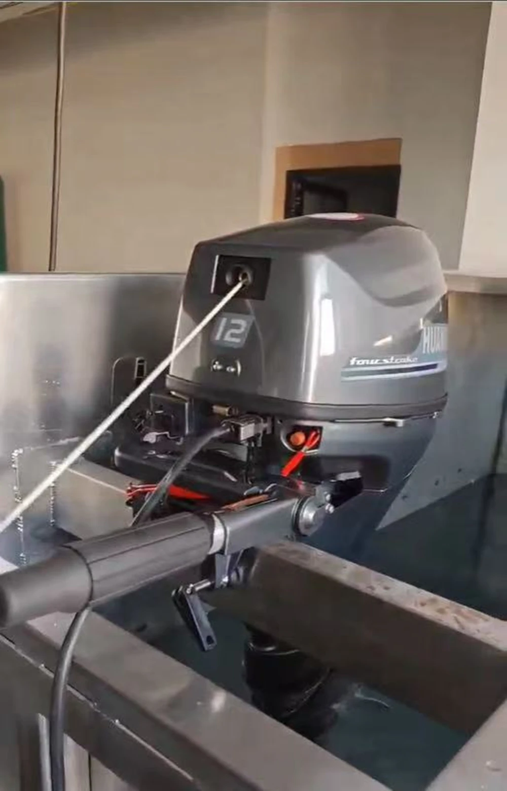 Huangjie Brand Boat Motor 4 Stroke 12hp Outboard Motor Fueraborda Buitenboordmotor Moteur hors bord 12 hp
Huangjie Brand Boat Motor 4 Stroke 12hp Outboard Motor Fueraborda Buitenboordmotor Moteur hors bord 12 hp