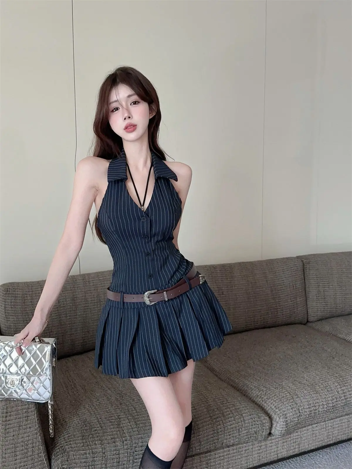 plus Size Women's Spicy V-Neck Hanging Neck Stripe Dress Summer Slim Fit Backless A-Line Short Skirt Polyester Fiber Casual Wear
plus Size Women's Spicy V-Neck Hanging Neck Stripe Dress Summer Slim Fit Backless A-Line Short Skirt Polyester Fiber Casual Wear