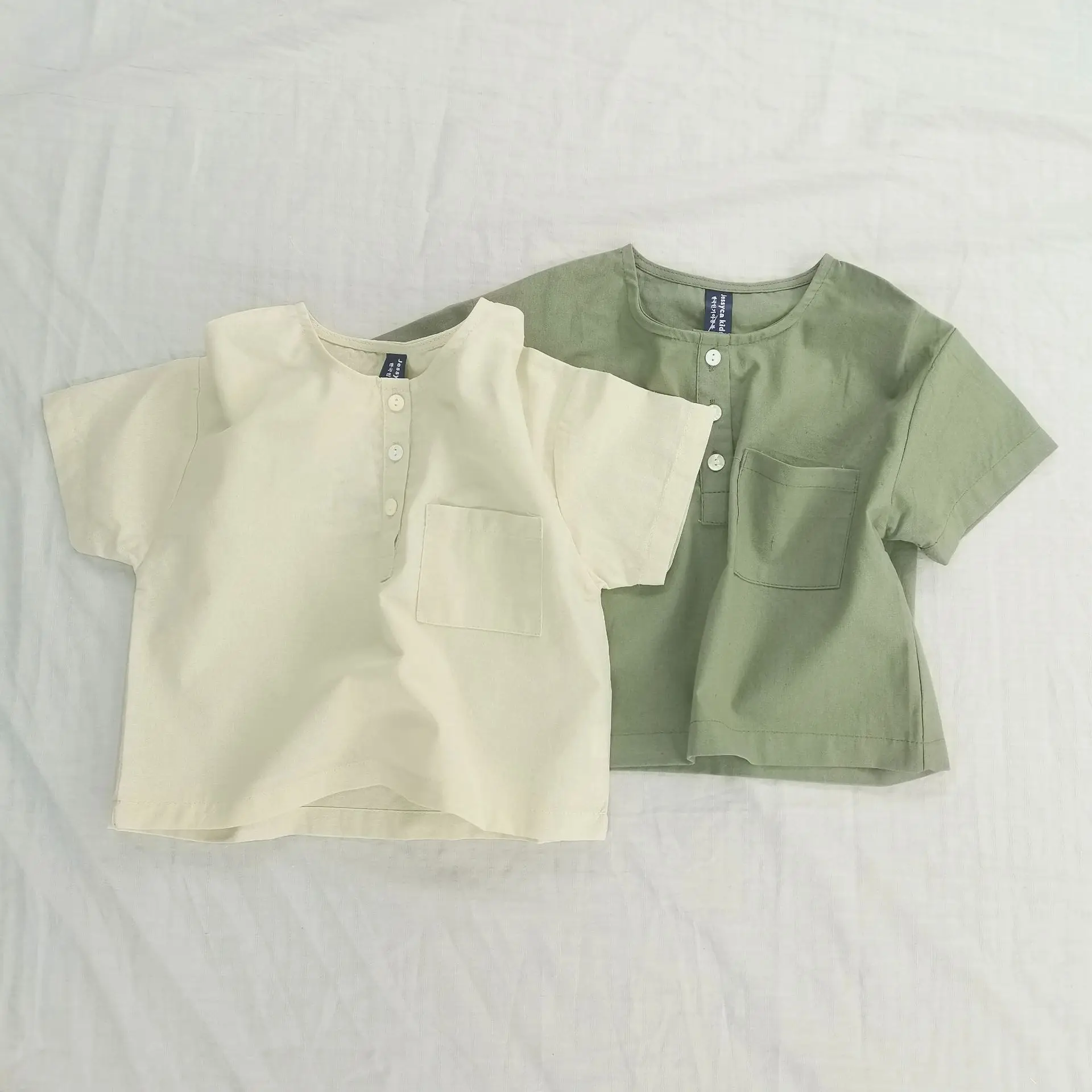 INS Children's Summer New Top for Boys and Girls Loose Casual Cotton Short Sleeve Popular Pullover Shirt
INS Children's Summer New Top for Boys and Girls Loose Casual Cotton Short Sleeve Popular Pullover Shirt