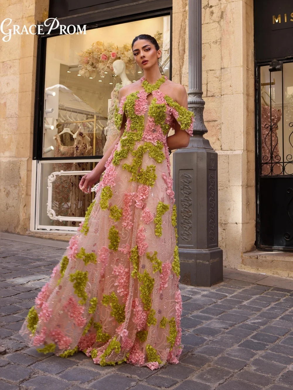 Romantic Pink Green 3D Floral Halter Cold Shoulder A Line Evening Gown 2026 Mesh Lace Wedding Guest Party Dress فساتين سهرة
Romantic Pink Green 3D Floral Halter Cold Shoulder A Line Evening Gown 2026 Mesh Lace Wedding Guest Party Dress فساتين سهرة