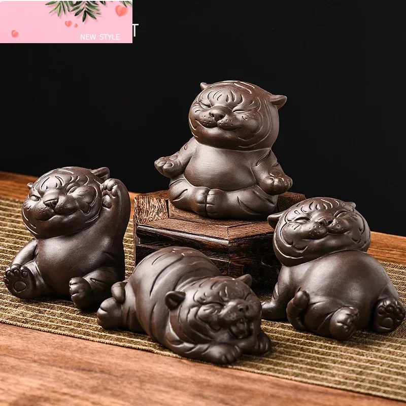 Chinese Purple Clay Tea Pet Handmade Sculpture Animal Decoration Tiger Statue Ornaments Tea Figurine Crafts Tea Set Decor
Chinese Purple Clay Tea Pet Handmade Sculpture Animal Decoration Tiger Statue Ornaments Tea Figurine Crafts Tea Set Decor