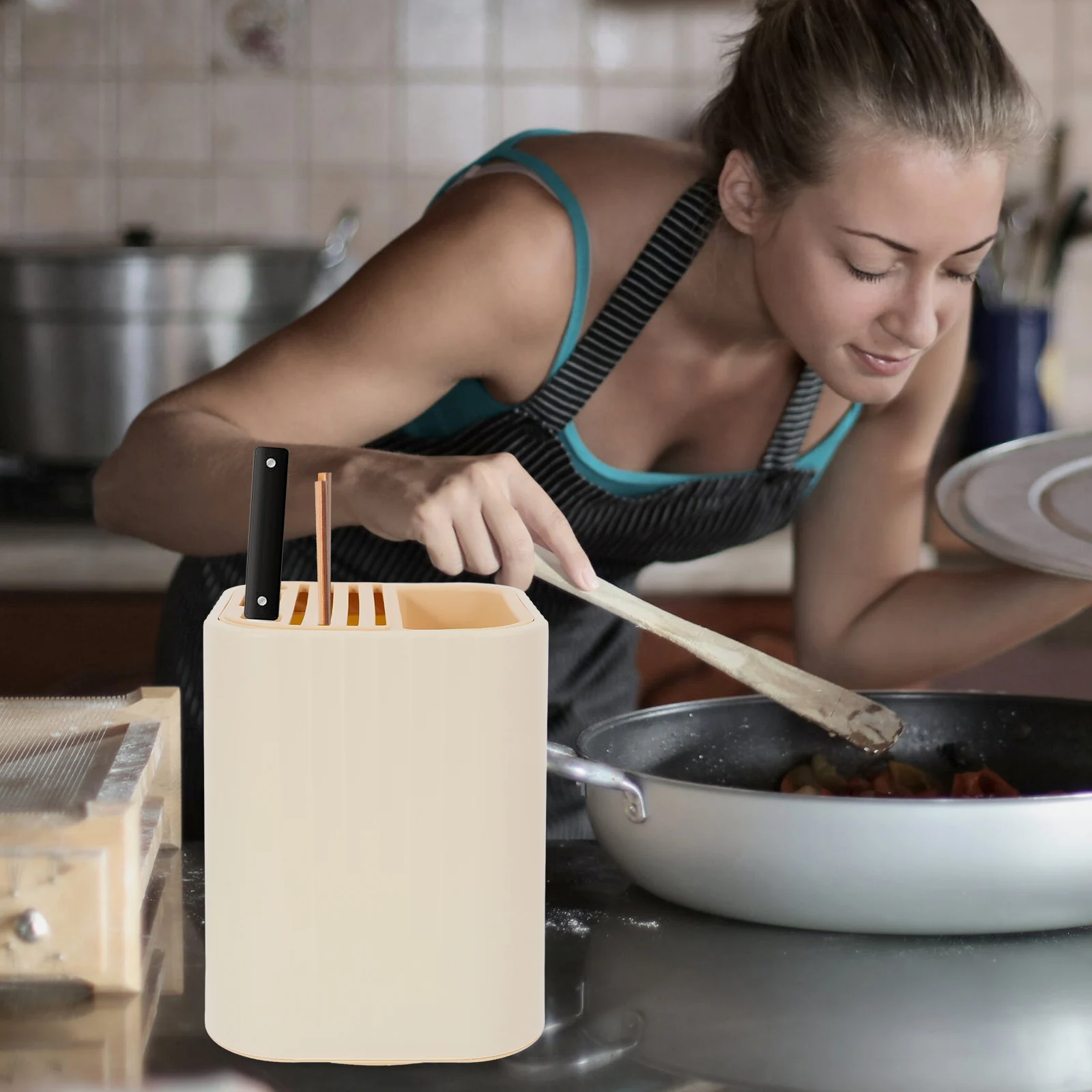 Rotating Utensil Holder Kitchen Cutter Chopsticks Spoon Fork St PP Material Easy Clean ganzier Box 360 Degree Rotatable
Rotating Utensil Holder Kitchen Cutter Chopsticks Spoon Fork St PP Material Easy Clean ganzier Box 360 Degree Rotatable