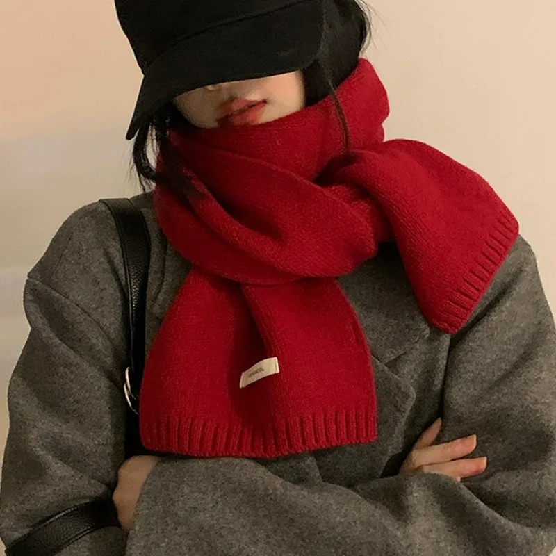 2025 New Knitted Red Scarf Women Winter Simple Classic Solid Color Wraps Men Couple Scarf New Soft Warm Thermal Wool Muffler
2025 New Knitted Red Scarf Women Winter Simple Classic Solid Color Wraps Men Couple Scarf New Soft Warm Thermal Wool Muffler