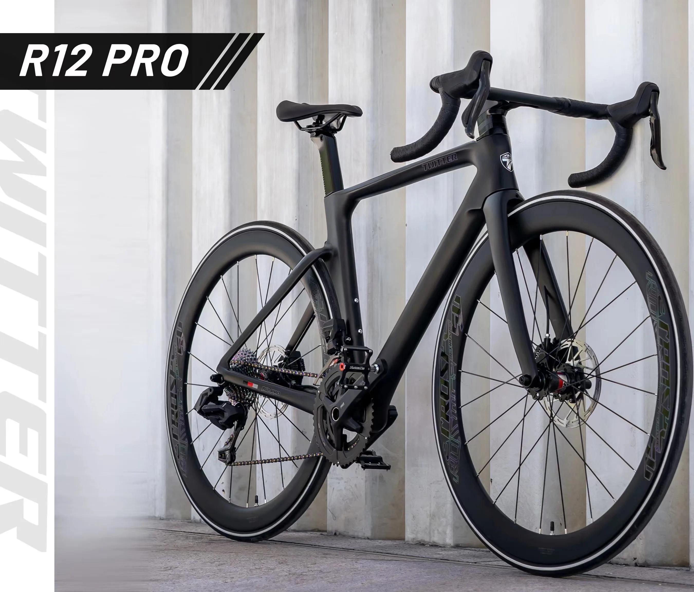 R12 Full Carbon Road Bike with Wheel Top EDS TX - 2 * 12s Wireless Gear Shift Hydraulic Disc Brake Racing Road Bike
R12 Full Carbon Road Bike with Wheel Top EDS TX - 2 * 12s Wireless Gear Shift Hydraulic Disc Brake Racing Road Bike