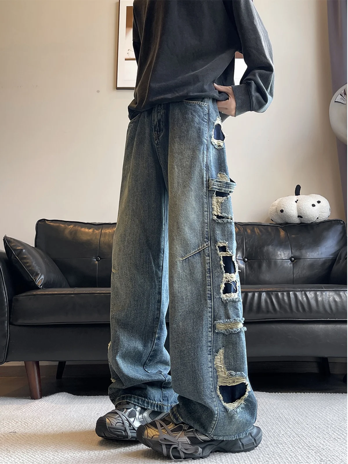 Vintage Distressed Denim Jeans Men's Loose Wide Leg Pants Spring Autumn Casual Fashion Bell Bottom Long Trousers
Vintage Distressed Denim Jeans Men's Loose Wide Leg Pants Spring Autumn Casual Fashion Bell Bottom Long Trousers