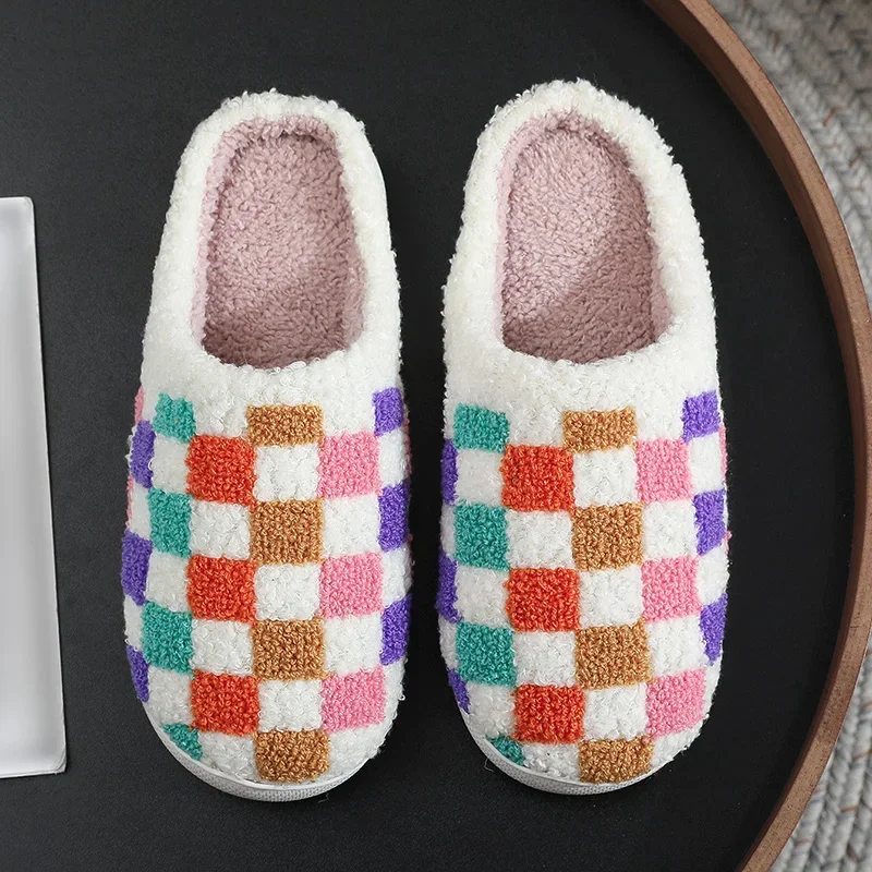 Rainbow Plaid Couple Cotton Slippers Lightweight Soft Sole Winter Home Slippers Women Indoor Bedroom Flat Non Slip Plush Slides
Rainbow Plaid Couple Cotton Slippers Lightweight Soft Sole Winter Home Slippers Women Indoor Bedroom Flat Non Slip Plush Slides