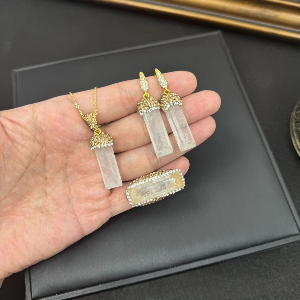 Chakra Healing Raw Crystal Set – Clear Quartz 4-Piece Inlaid Jewelry To Align Crown Chakra & Manifest Spiritual Light
Chakra Healing Raw Crystal Set – Clear Quartz 4-Piece Inlaid Jewelry To Align Crown Chakra & Manifest Spiritual Light