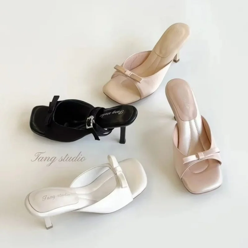 Soft Leather~Three-way women's sandals2026Summer outdoor stylish open-toe sandals for women, stunning bowknot high heels
Soft Leather~Three-way women's sandals2026Summer outdoor stylish open-toe sandals for women, stunning bowknot high heels