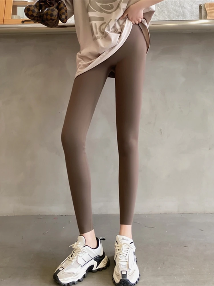 Женские тонкие леггинсы для йоги с высокой талией, утягивающие, для весны и осени, с эффектом контроля живота
Женские тонкие леггинсы для йоги с высокой талией, утягивающие, для весны и осени, с эффектом контроля живота