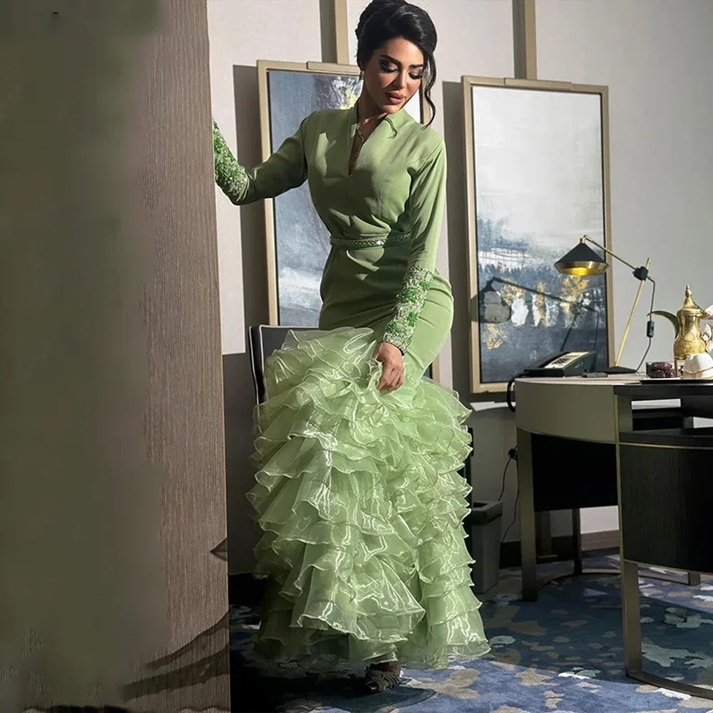 Customized Prom Dress Women's V Neck Long Sleeve Crystal Tiered Ruffle Party Evening Gown Floor Length Special Occasion
Customized Prom Dress Women's V Neck Long Sleeve Crystal Tiered Ruffle Party Evening Gown Floor Length Special Occasion