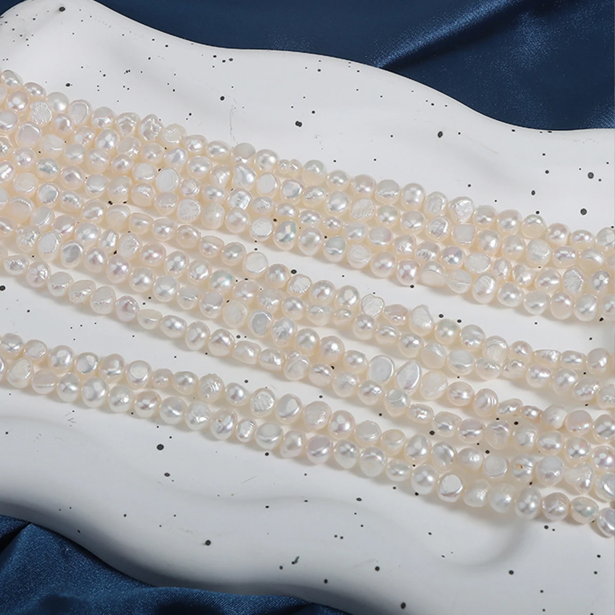 6-7mm AA Natural Freshwater Pearl Beaded Two Sided Shiny Beads Charms for DIY Women Men Necklace Jewelry Making Accessories
6-7mm AA Natural Freshwater Pearl Beaded Two Sided Shiny Beads Charms for DIY Women Men Necklace Jewelry Making Accessories