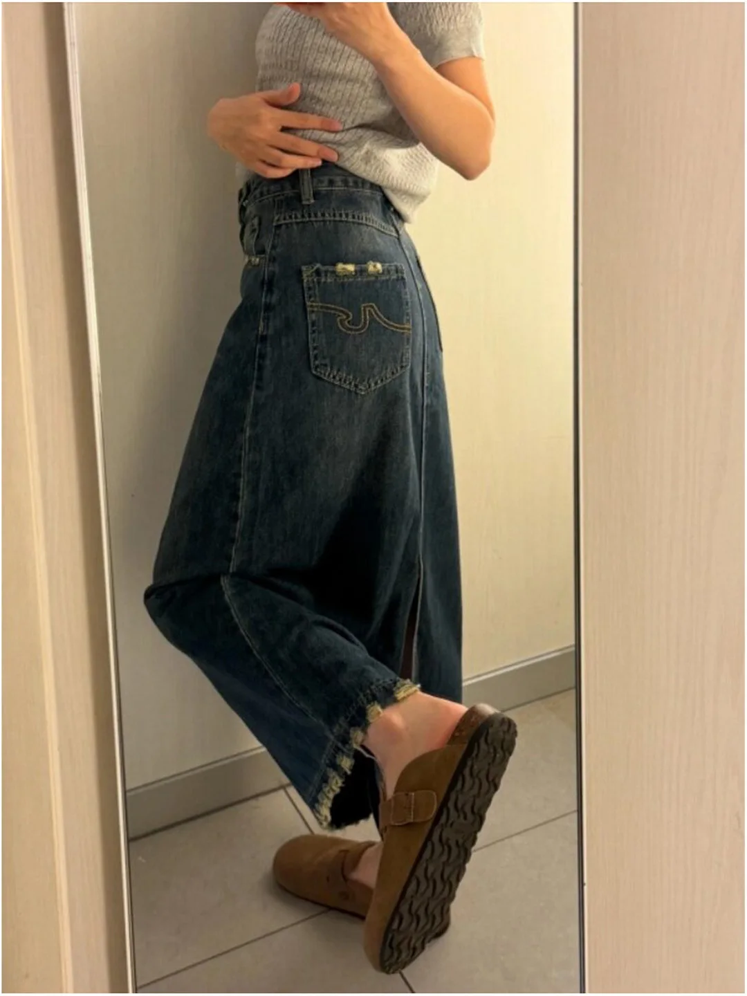 Summer New plus Size Pocket Embroidered Retro Denim A-Line Split Long Skirt Women's Spring Casual High Waist Polyester Fiber
Summer New plus Size Pocket Embroidered Retro Denim A-Line Split Long Skirt Women's Spring Casual High Waist Polyester Fiber