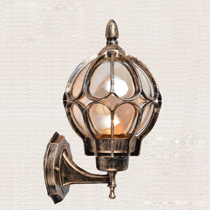 American vintage bronze aluminum waterproof outdoor wall sconce light fixture European cognac glass ball E27 LED bulb wall lamp
American vintage bronze aluminum waterproof outdoor wall sconce light fixture European cognac glass ball E27 LED bulb wall lamp