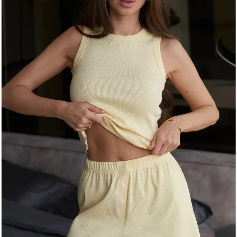 American-Style Women's Summer and Spring-Summer Pajamas Set, Solid Color, Comfortable Tank Top and Shorts, Casual Loungewear Set
American-Style Women's Summer and Spring-Summer Pajamas Set, Solid Color, Comfortable Tank Top and Shorts, Casual Loungewear Set