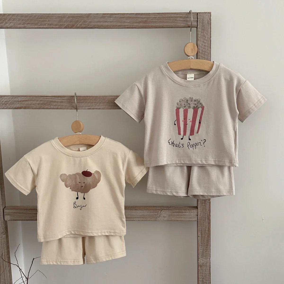 Baby Cartoon Stamp Tracksuits Short Sleeve Tshirt+Shorts Two Piece Set Toddler Casual Fashion Summer Clothes Sets 0-3Y
Baby Cartoon Stamp Tracksuits Short Sleeve Tshirt+Shorts Two Piece Set Toddler Casual Fashion Summer Clothes Sets 0-3Y