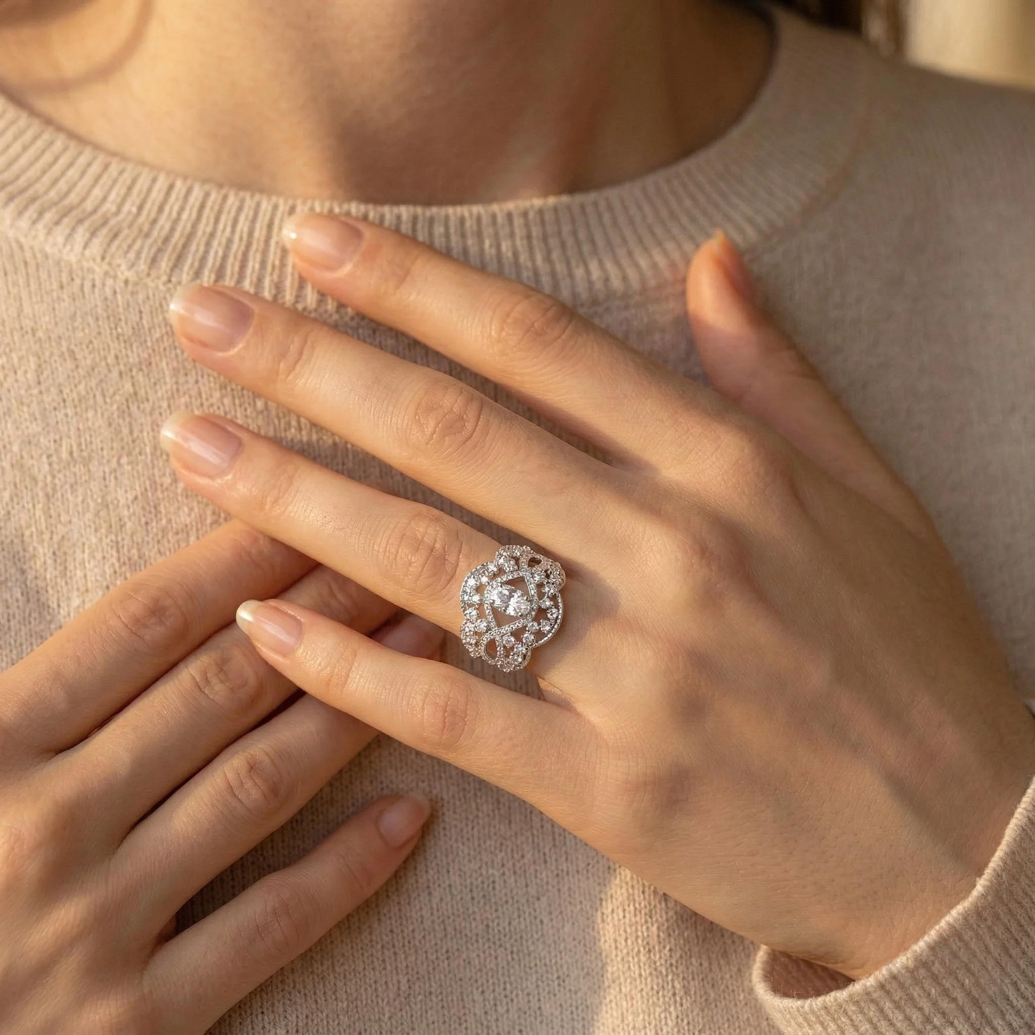 1Ct Oval Cut Moissanite Heart Ring Vintage Filigree S925 Silver D Color VVS1 Engagement Wedding Bridal Jewelry For Women
1Ct Oval Cut Moissanite Heart Ring Vintage Filigree S925 Silver D Color VVS1 Engagement Wedding Bridal Jewelry For Women