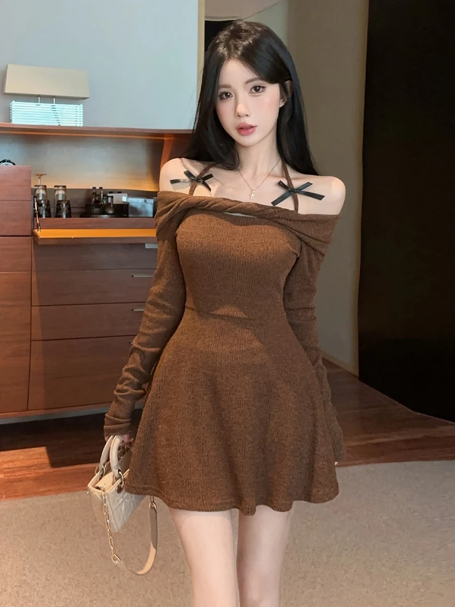 Sexy Sweet Knot One oulder Hanging Ne Dr Sweet Age Reduction Clavicle Exposure Waist Cinching A-Line ort S...
Sexy Sweet Knot One oulder Hanging Ne Dr Sweet Age Reduction Clavicle Exposure Waist Cinching A-Line ort S...