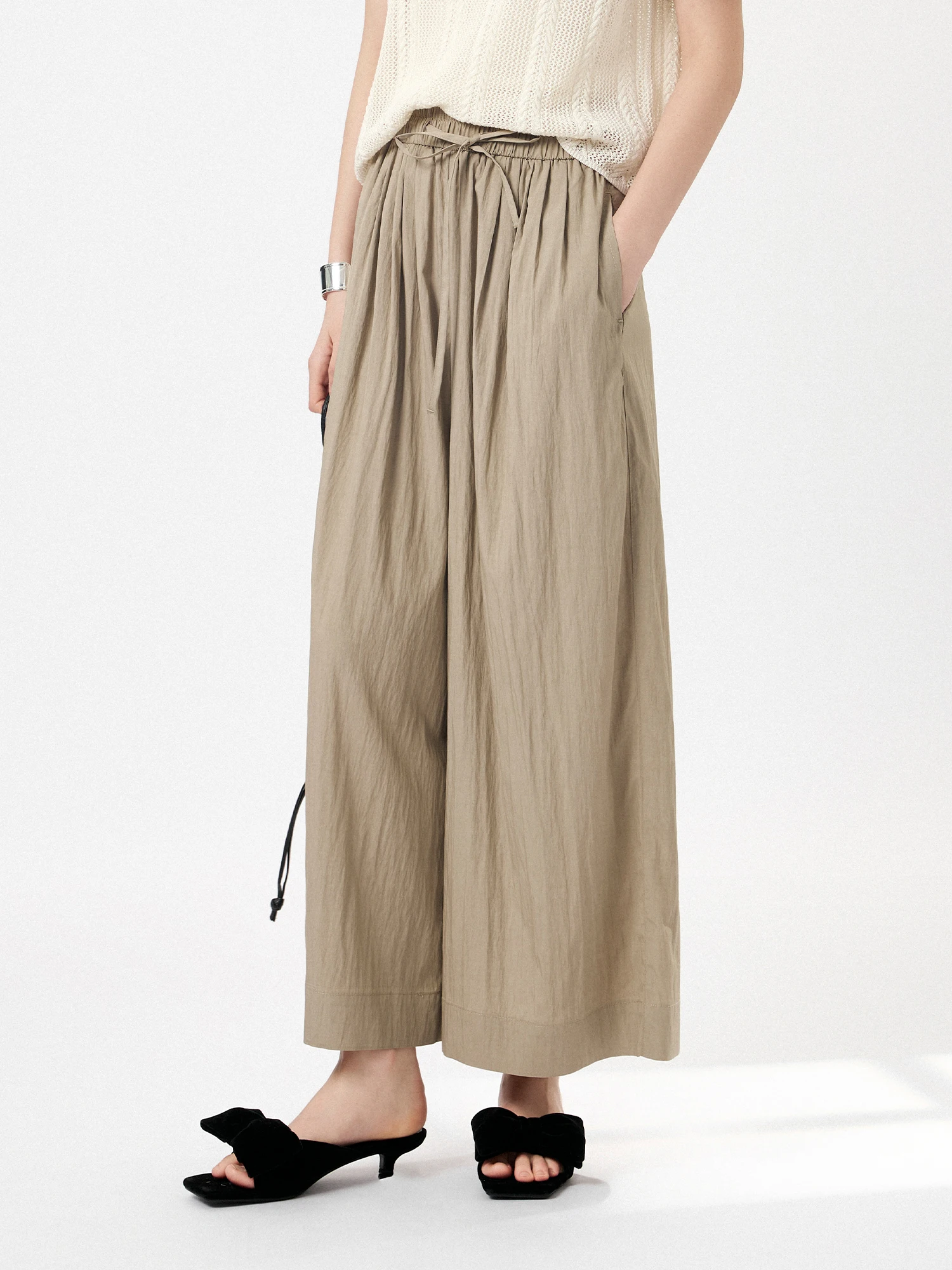 CLMX Summer Casual Loose Straight Leg Pants Comfortable Lightweight Cotton Nylon Blend Fabric Dstring Nine-Piece Pants
CLMX Summer Casual Loose Straight Leg Pants Comfortable Lightweight Cotton Nylon Blend Fabric Dstring Nine-Piece Pants