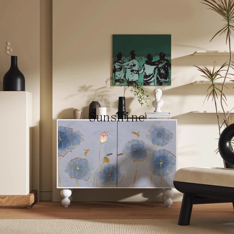 New Chinese-style high-end solid wood porch cabinet integrated with wall partition living room
New Chinese-style high-end solid wood porch cabinet integrated with wall partition living room